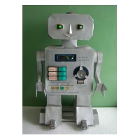 StaryRobotF5_1.jpg
